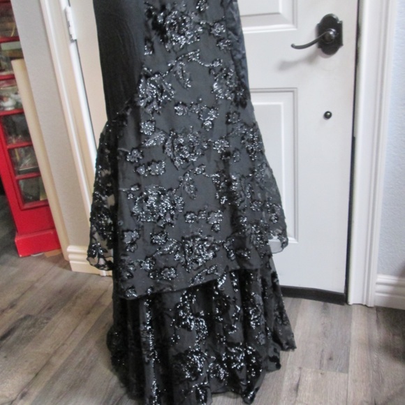 new KLS KIMORA LEE SIMMONS black ball gown Sz 6 - Picture 2 of 16